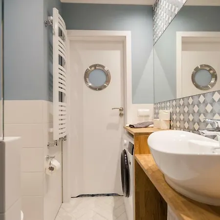 Апартаменты Apartament Downtown