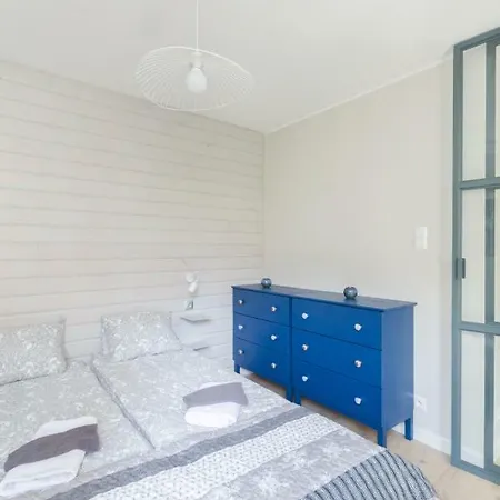 Apartament Downtown 아파트